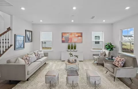 Living - 3810 Pee Dee St, Monroe, NC 28110 photo 1 of 1