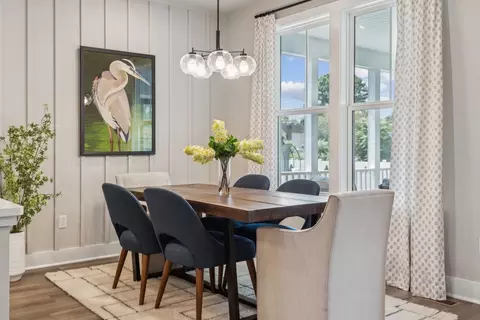 Dining - 100 Masters Ln, Williamsburg, VA 23185 photo 1 of 2