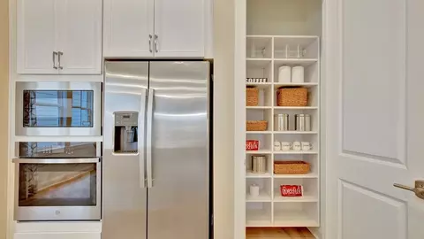 Kitchen - 207 Patagonia Pl, Locust, NC 28097 photo 6 of 9