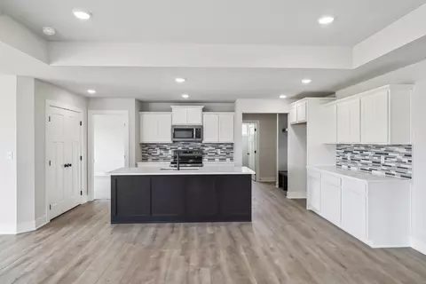 Kitchen - Fairfield Dr, Ankeny, IA 50023 photo 1 of 2