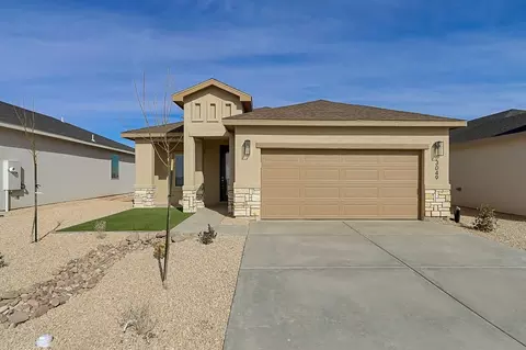 2005 Torreon Rd, Las Cruces, NM 88012