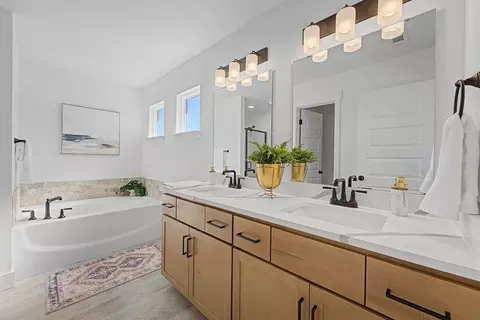 Bath - 13701 E 41st, Tulsa, OK 74134 photo 1 of 8