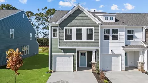 554 W Norvell Ct, Spartanburg, SC 29307