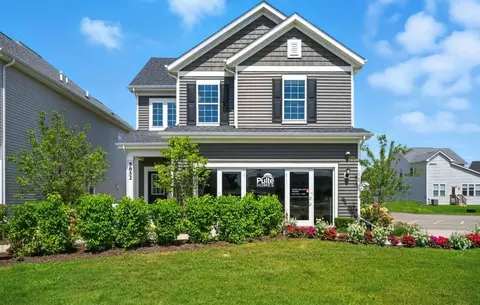 Exterior - 5852 Hawkweed Dr, Naperville, IL 60564 photo 6 of 14