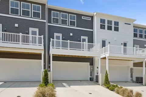 9203 Forkleaf Oak Dr, Fredericksburg, VA 22407