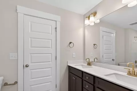Bath - 660 Pherson St, Aiken, SC 29801 photo 2 of 2