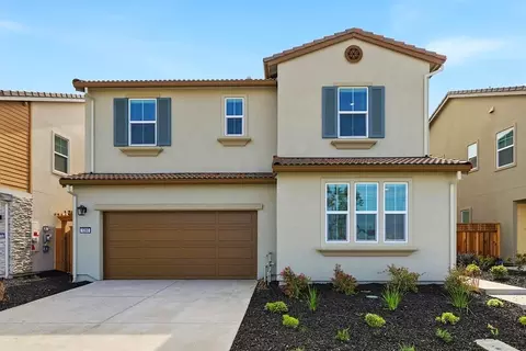 1260 N Robiolo Ln, Mountain House, CA 95391