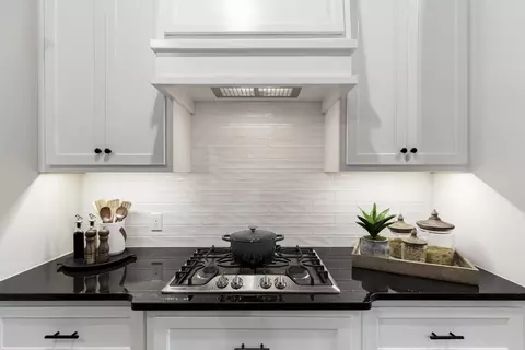 Kitchen - 2920 E Northampton St, Broken Arrow, OK 74014 photo 14 of 16