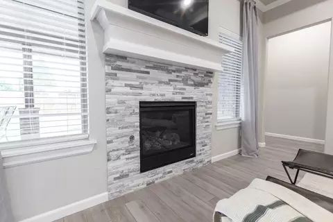 Living - 2920 E Northampton St, Broken Arrow, OK 74014 photo 8 of 8