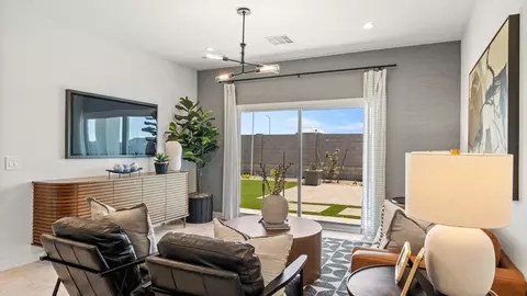 Living - 9648 S Caballo Dr, Apache Junction, AZ 85120 photo 2 of 4