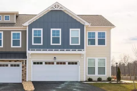 545 Bayberry Ln, Zion Crossroads, VA 22942