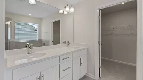 Bath - 467 Ensemble Way, Frederick, MD 21701 photo 4 of 12