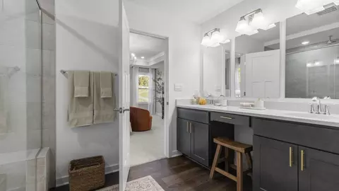 Bath - 314 William Dr, Pittsburgh, PA 15239 photo 1 of 12