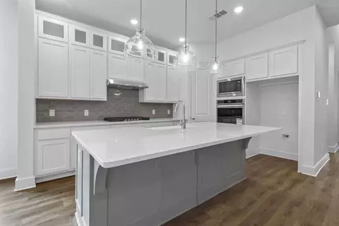 Kitchen - 12990 Soaring Forest Dr, Conroe, TX 77302 photo 3 of 3