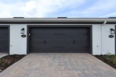 Exterior - 1401 Hyde St, Saint Cloud, FL 34771 photo 1 of 9