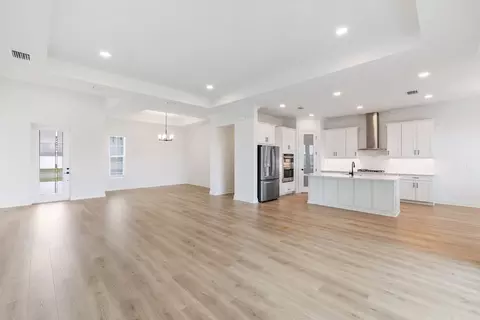 Living - 17652 Cane Ave, Venice, FL 34293 photo 2 of 4