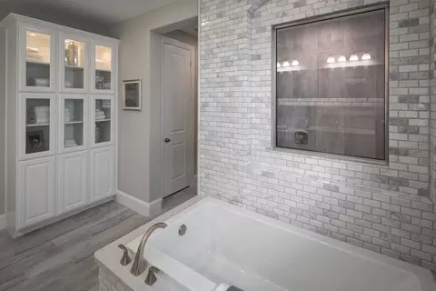 Bath - 5403 Elegance Pl, Manvel, TX 77578 photo 3 of 3