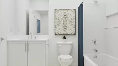 Bath - 2021 Bolster Loop, San Ramon, CA 94583 photo 5 of 5