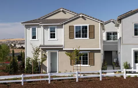 14545 Southpointe Dr #66, Folsom, CA 95630