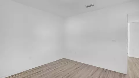 Bedroom - Laurelbrooke Loop, Fairhope, AL 36532 photo 7 of 11