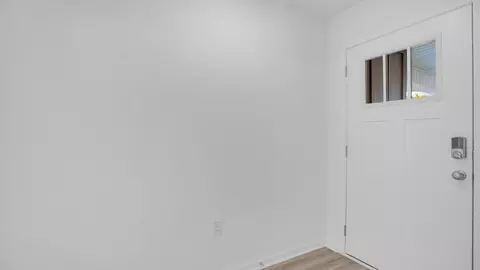 Entry Way - Laurelbrooke Loop, Fairhope, AL 36532 photo 3 of 4