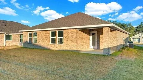 Exterior - Laurelbrooke Loop, Fairhope, AL 36532 photo 4 of 12