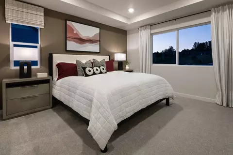 Bedroom - 3887 SW 38th St, Gresham, OR 97080 photo 1 of 17