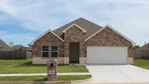 2800 Tracys Mnr, Yukon, OK 73099