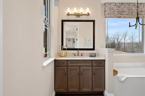 Bath - Cambrium Ct., Wentzville, MO 63385 photo 5 of 9