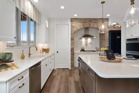 Kitchen - Cambrium Ct., Wentzville, MO 63385 photo 2 of 6