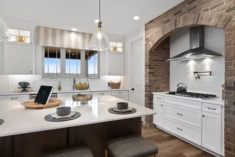 Kitchen - Cambrium Ct., Wentzville, MO 63385 photo 3 of 6