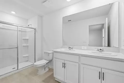 Bath - 13224 Stable Pl, Parrish, FL 34219 photo 2 of 2