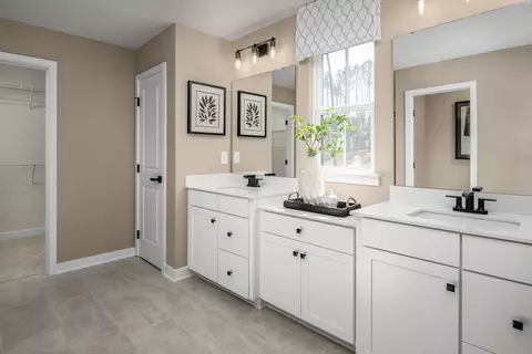 Bath - 103 Meadow Ln, Easley, SC 29642 photo 3 of 4