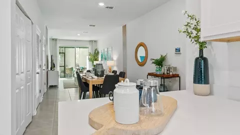 Entry Way - 253 Ayamonte Rd, Saint Augustine, FL 32084 photo 5 of 5
