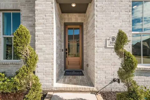 Exterior - 3552 E Cheney Ave, Celina, TX 75009 photo 7 of 9