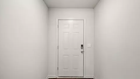 Entry Way - 205 Raulston Dr, Byram, MS 39272 photo 1 of 9