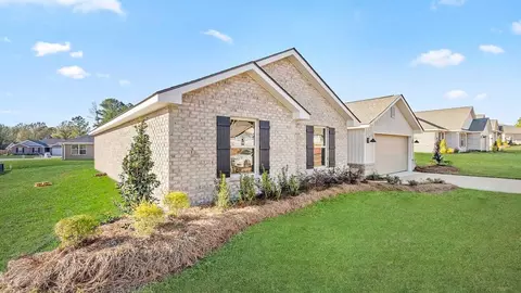 Exterior - 205 Raulston Dr, Byram, MS 39272 photo 2 of 14