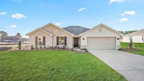 205 Raulston Dr, Byram, MS 39272