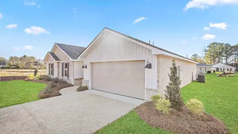 Exterior - 205 Raulston Dr, Byram, MS 39272 photo 3 of 14