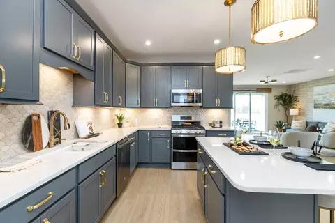 Kitchen - 3801 Circollo Dr, Covington, KY 41017 photo 1 of 10
