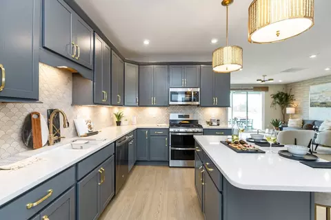 Kitchen - 3801 Circollo Dr, Covington, KY 41017 photo 1 of 10