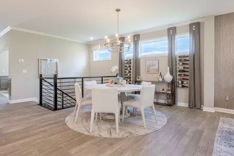 Dining - 3801 Circollo Dr, Covington, KY 41017 photo 3 of 5