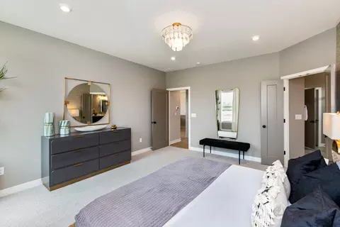 Bedroom - 3801 Circollo Dr, Covington, KY 41017 photo 6 of 7
