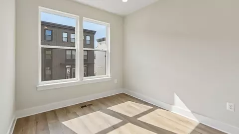 Bedroom - 2721 Ferry Bar Dr, Baltimore, MD 21230 photo 2 of 11