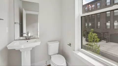 Bath - 2721 Ferry Bar Dr, Baltimore, MD 21230 photo 1 of 6