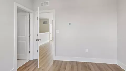 Bedroom - 2721 Ferry Bar Dr, Baltimore, MD 21230 photo 5 of 11
