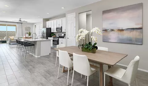 Dining - 2401 Twin Rivers Trl, Parrish, FL 34219 photo 2 of 2