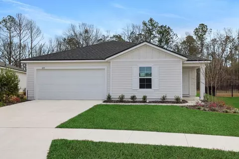 Exterior - 2639 Firethorn Ave, Orange Park, FL 32073 photo 4 of 17