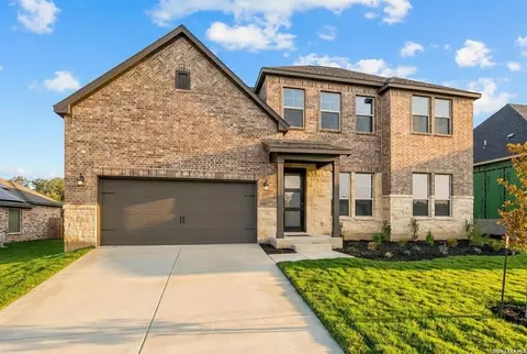 222 Kari Dr, Castroville, TX 78009