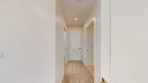 Entry Way - 4 Longview Dr, Atkinson, NH 03811 photo 3 of 3